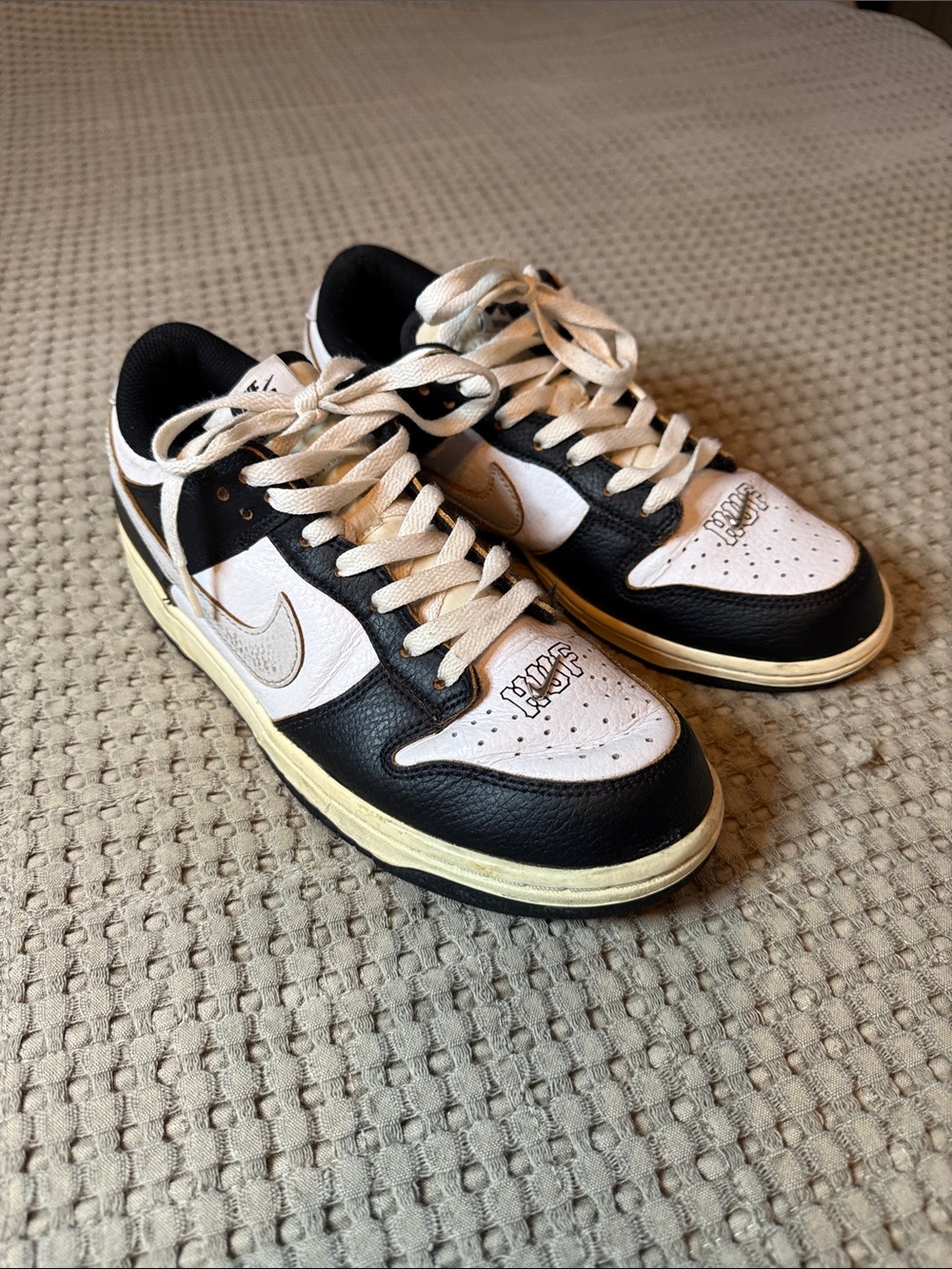 Nike SB Dunk Low x HUF "San Francisco"